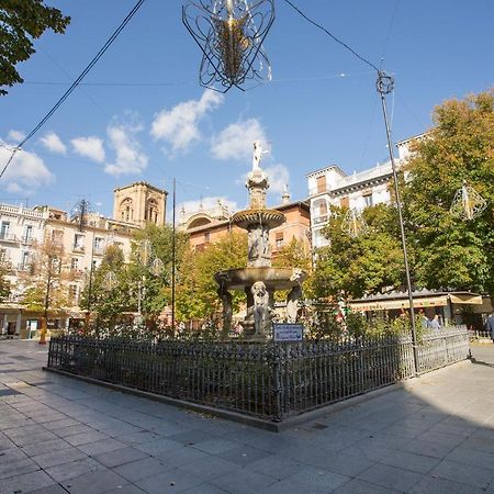Terrazas De La Catedral Atico Wifi Apartamento Granada Exterior foto